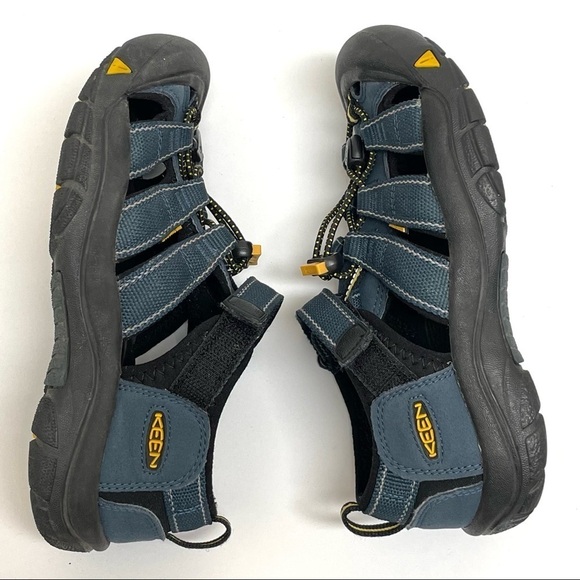 Keen Newport H2 closed toe sandals sz 3 kid’s - Picture 5 of 12